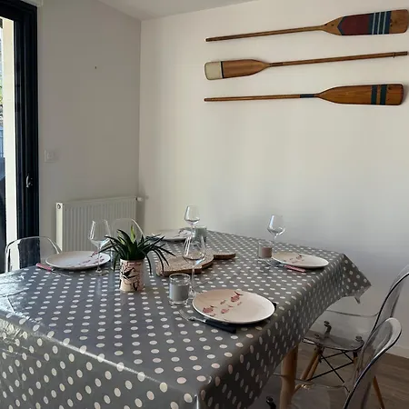 度假居 Les De 格朗维尔